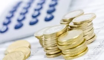 finansinių problemų